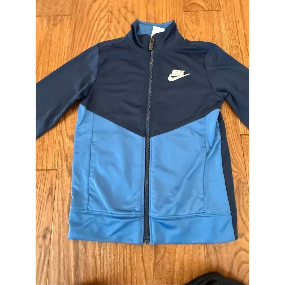 Nike boys athletic zip up bundle size 6/7